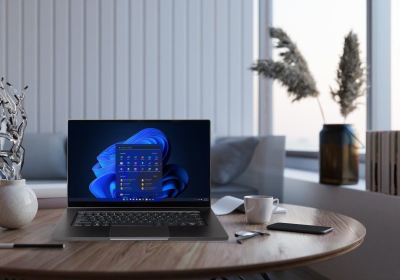 Laptop TERRA sur une table d'un particulier